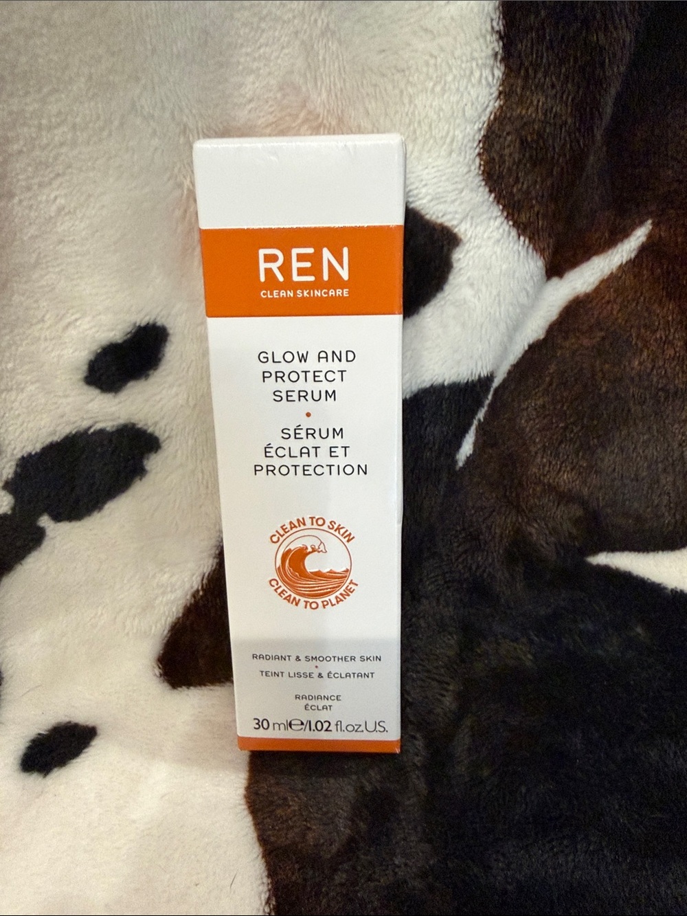 Ren Clean Skincare Glow and Protect Serum 30ml / 1 fl. oz. Brand New In Box